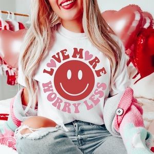“Love more worry less” top